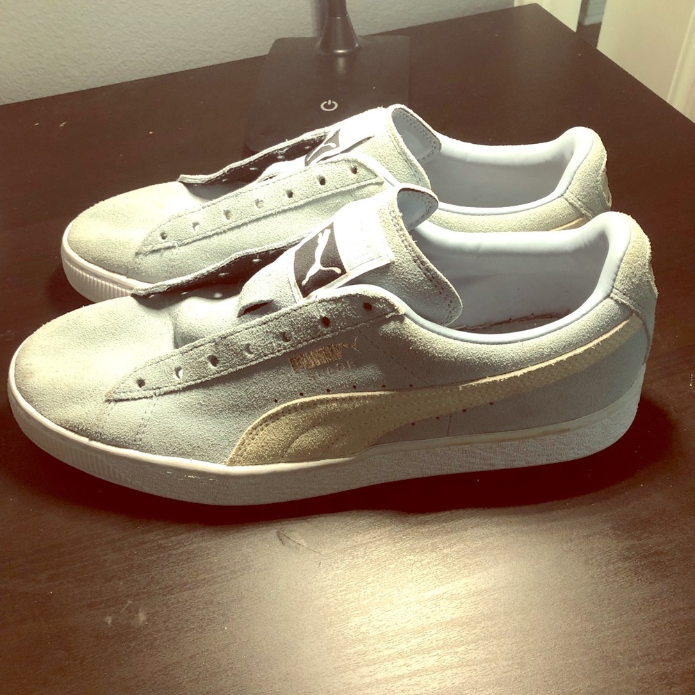 Puma Men’s Suede Light Blue Classic Sneaker Sz. 8